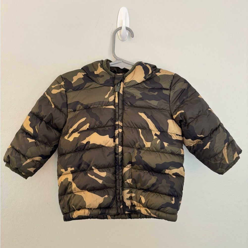 Old Navy Infant Camo Puffer Jacket - Size 6-12 Months